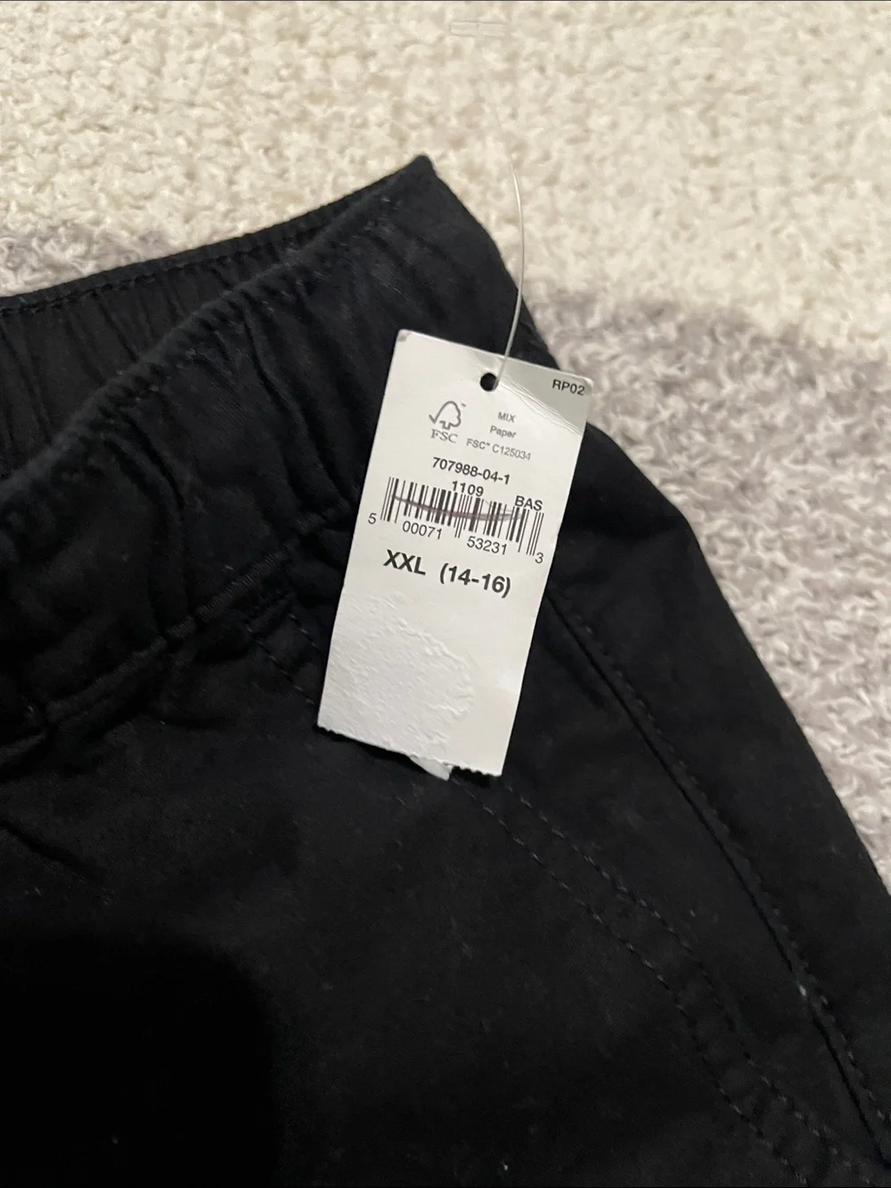 GAP- Boy’s XXL (14/16)